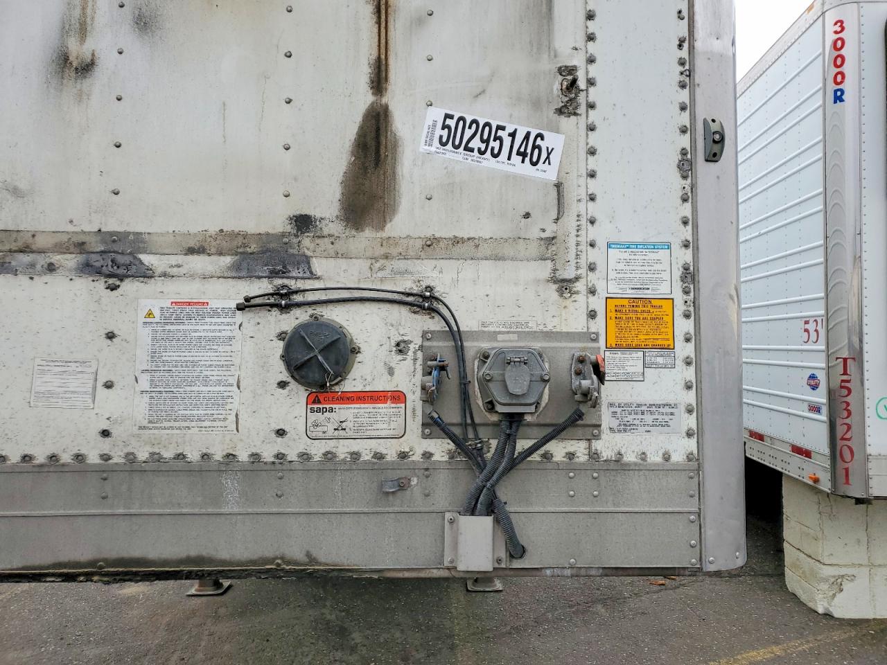 2018 UTILITY All models VIN 1UYVS2539J2219402 photo 8