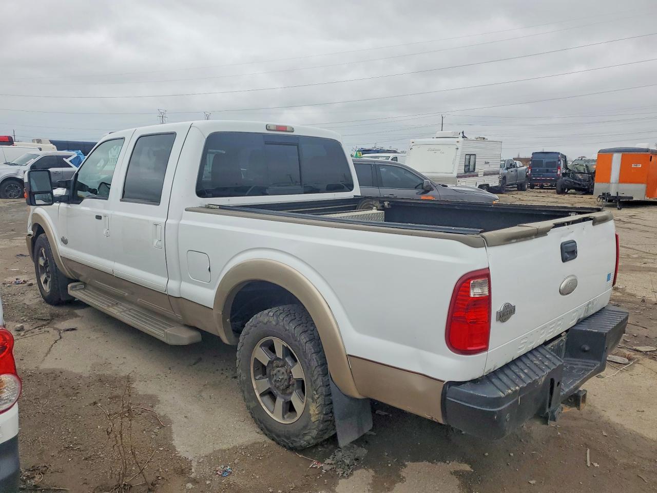 2011 Ford F350 VIN 1FT8W3AT3BED11472 photo 2