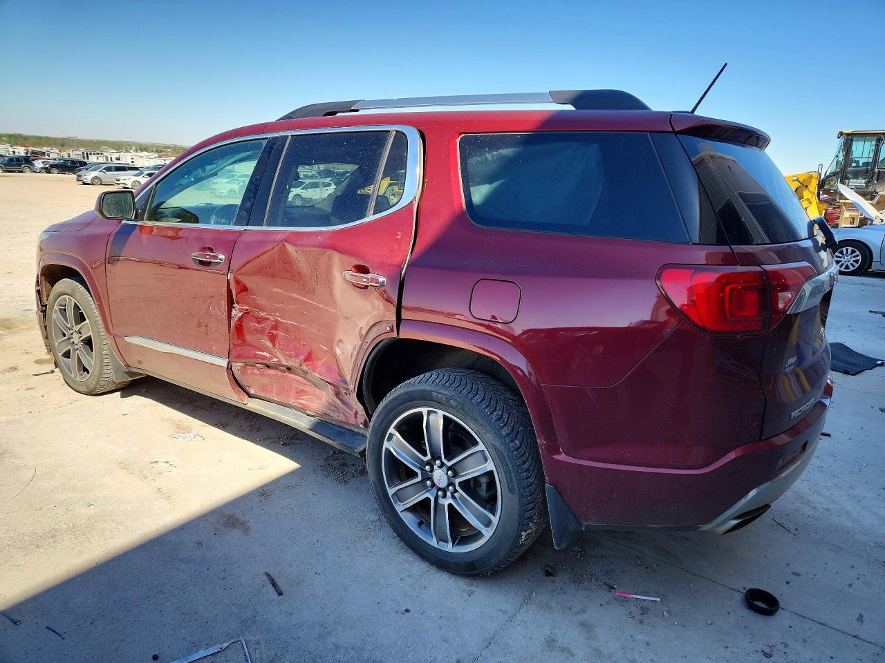 2018 GMC Acadia den VIN 1GKKNXLS7JZ157364 photo 2