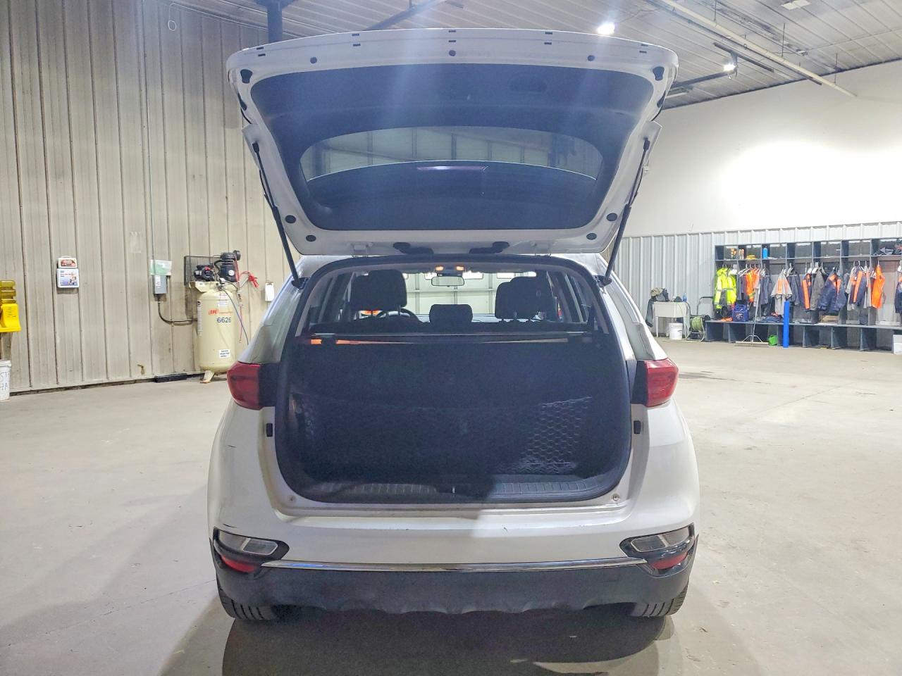 2021 Kia Sportage VIN KNDPMCAC1M7937126 photo 6