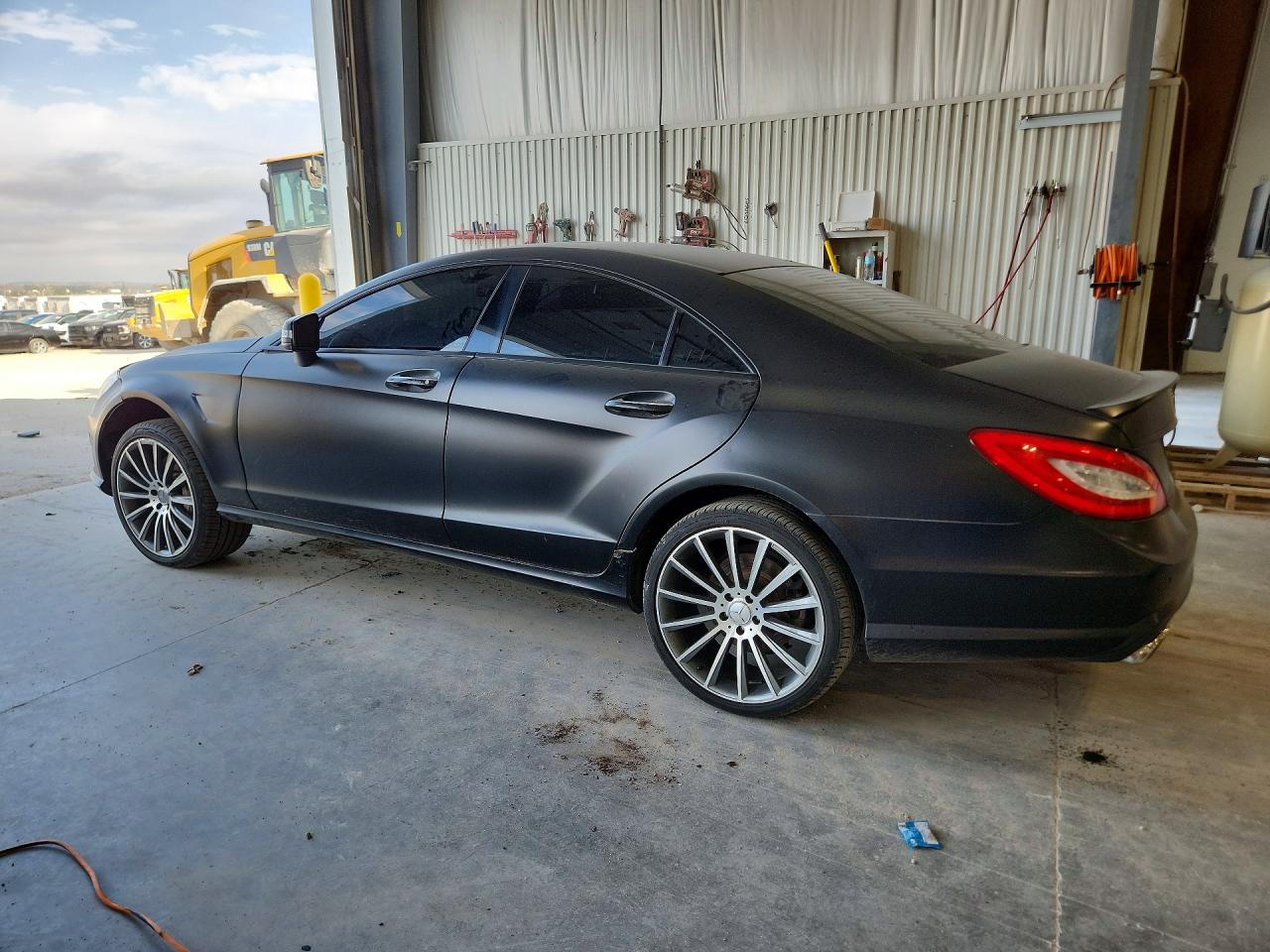 2012 Mercedes-Benz Cls-class VIN WDDLJ9BB2CA049508 photo 2