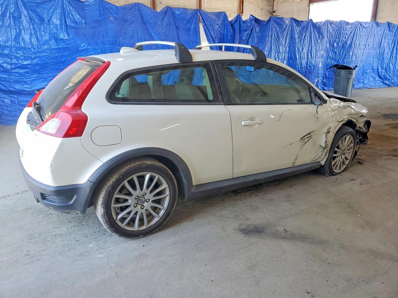 2010 Volvo C30 VIN YV1672MK4A2174540 photo 3