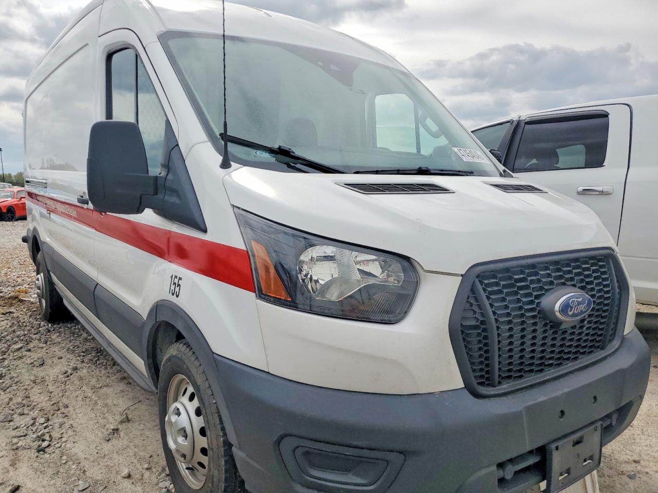 2022 Ford Transit VIN 1FTBR2C80NKA49903 photo 1