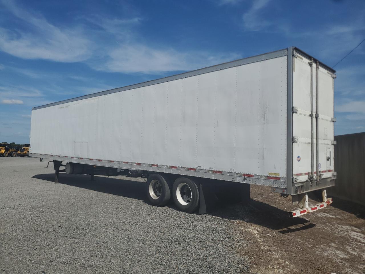 2012 UTILITY All models VIN 1UYVS2537CM264202 photo 3