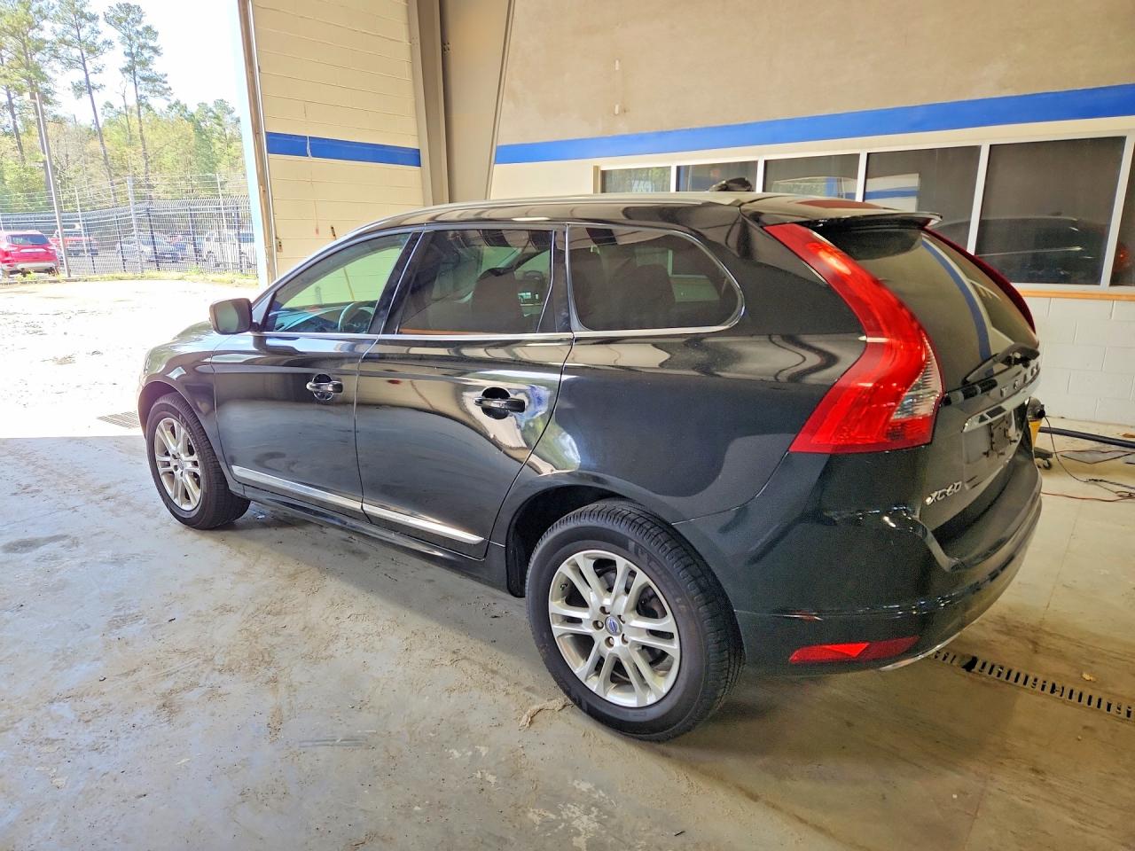 2014 VOLV Xc60 VIN YV4952DL9E2532896 photo 2