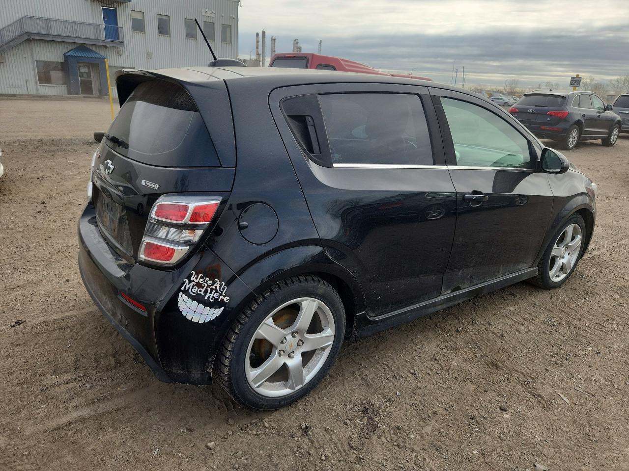 2018 Chevrolet SONIC VIN 1G1JF6SB9J4128129 photo 3