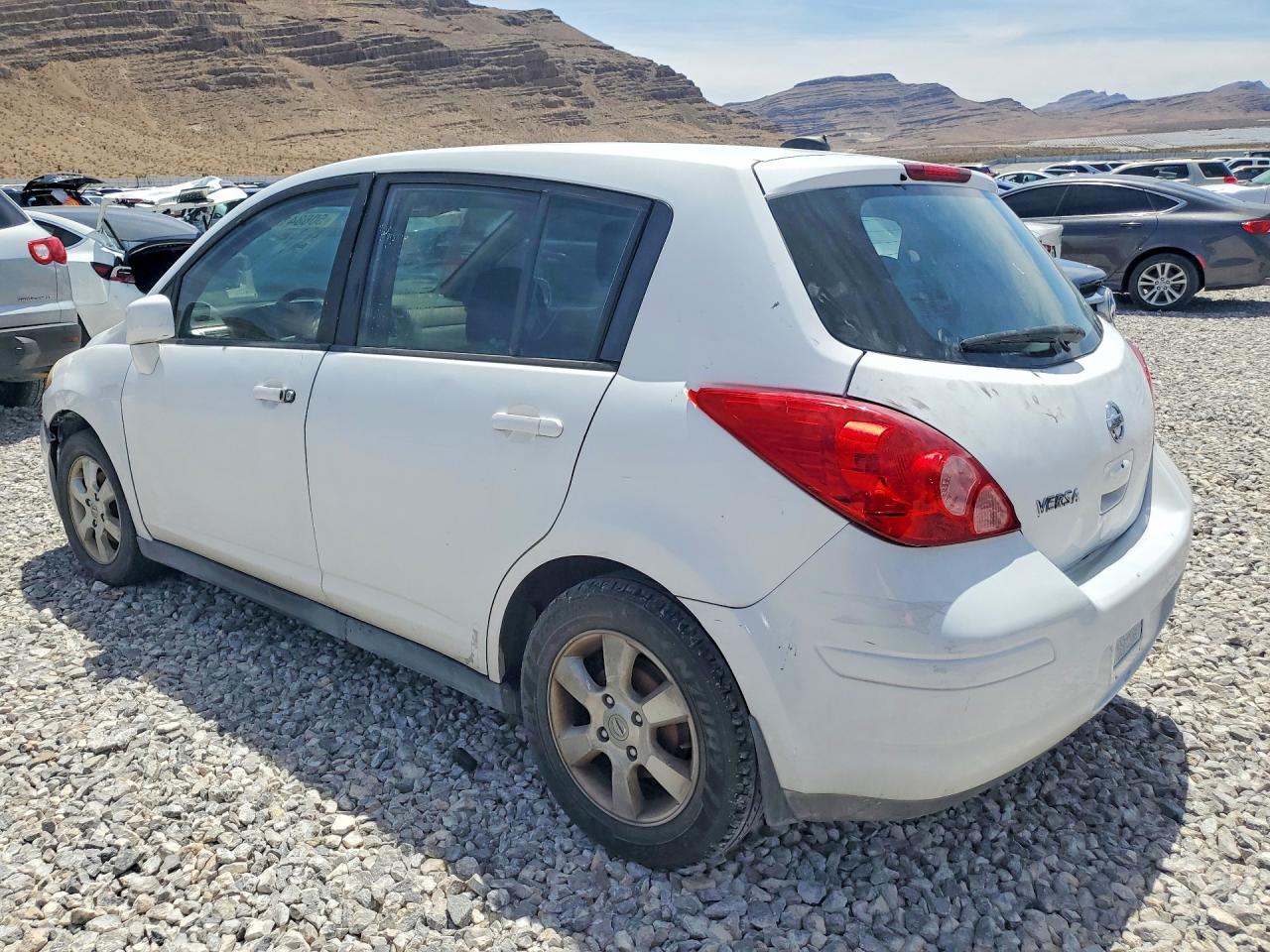 2007 Nissan Versa VIN 3N1BC13E37L379198 photo 2