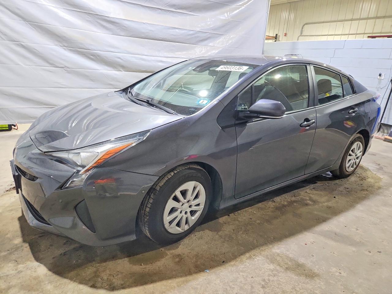 2018 Toyota Prius VIN JTDKBRFUXJ3065553 photo 1