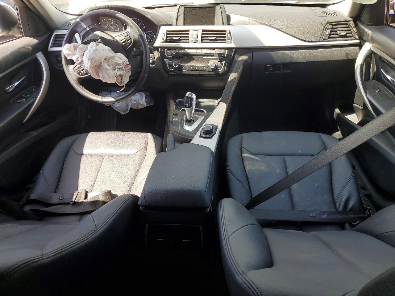 2016 BMW 3 series VIN WBA8A9C56GK617135 photo 8