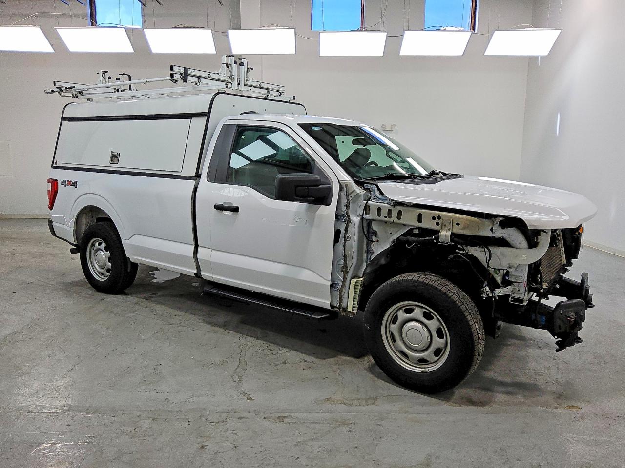 2023 Ford F150 VIN 1FTMF1EB4PKE30919 photo 4