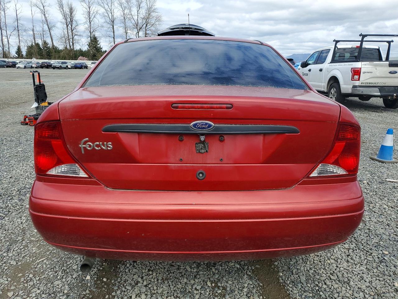 2004 Ford Focus VIN 1FAFP33P14W132192 photo 6