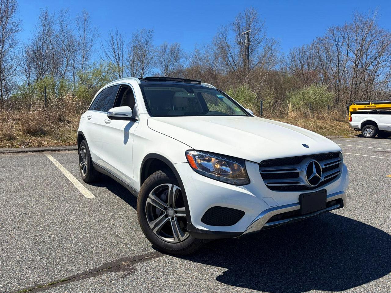 2017 Mercedes-Benz Glc class VIN WDC0G4KB4HF136989 photo 1