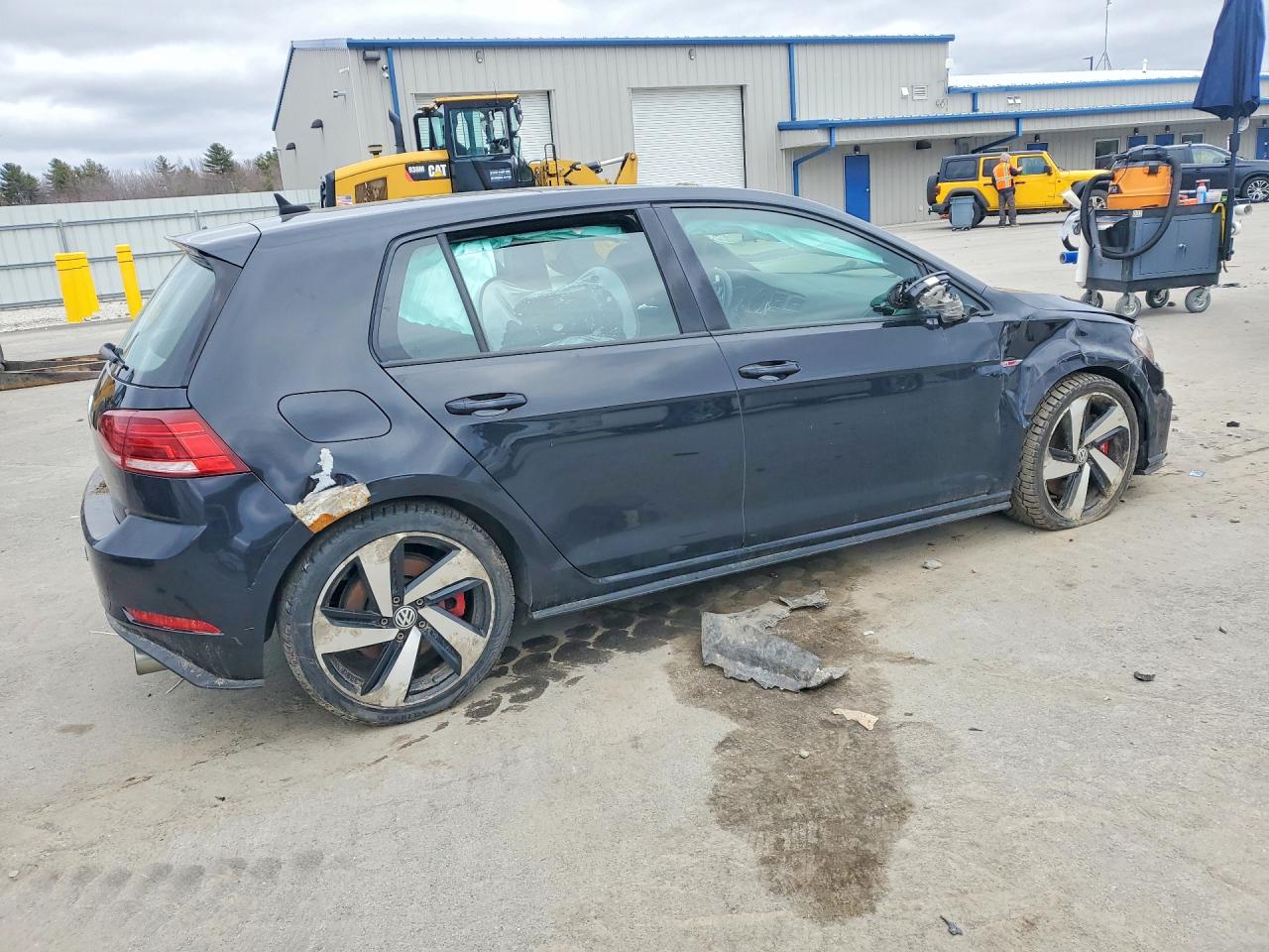 2018 Volkswagen Gti VIN 3VW447AU1JM281284 photo 3