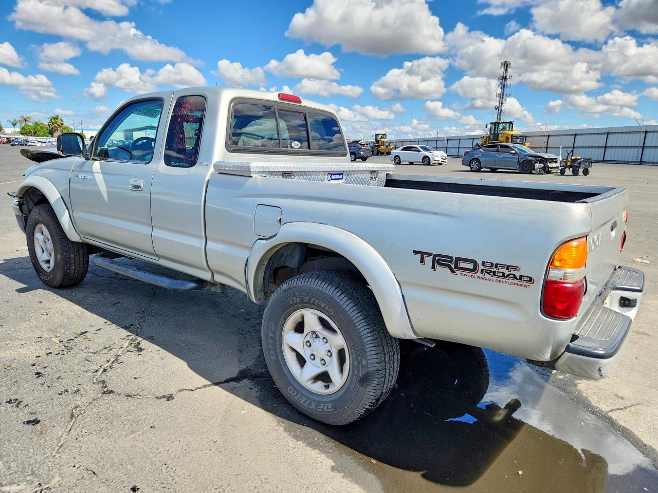 2001 Toyota Tacoma VIN 5TESN92N21Z776977 photo 2