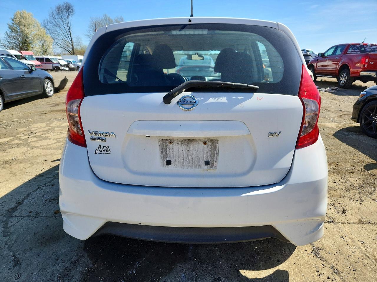2017 Nissan Versa VIN 3N1CE2CP5HL376651 photo 6