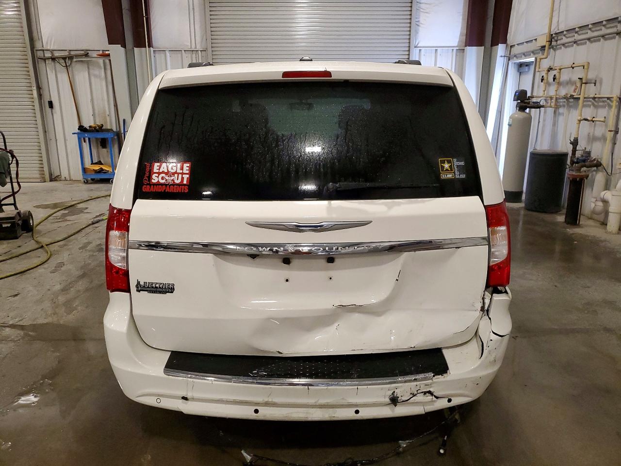 2011 CHRYSLER Minivan VIN 2A4RR5DG4BR713486 photo 6