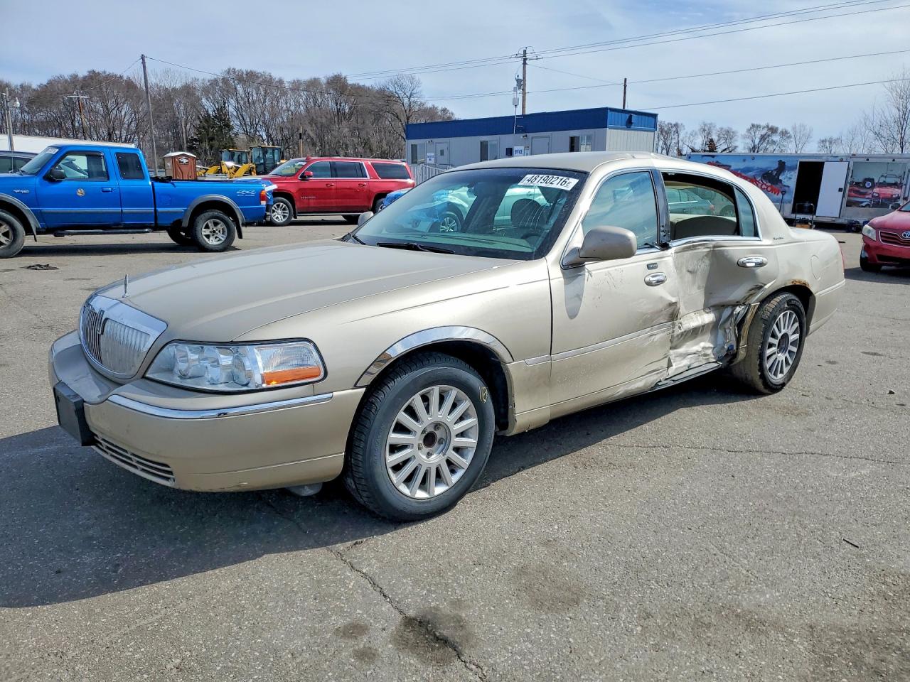 2005 Lincoln Towncar VIN 1LNHM81W35Y643326 photo 1