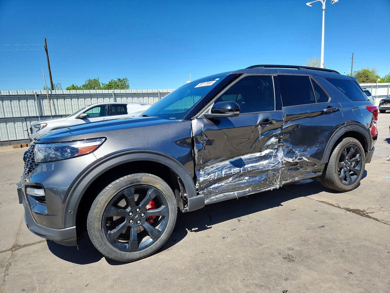 2020 Ford Explorer VIN 1FM5K8GC4LGB64020 photo 1