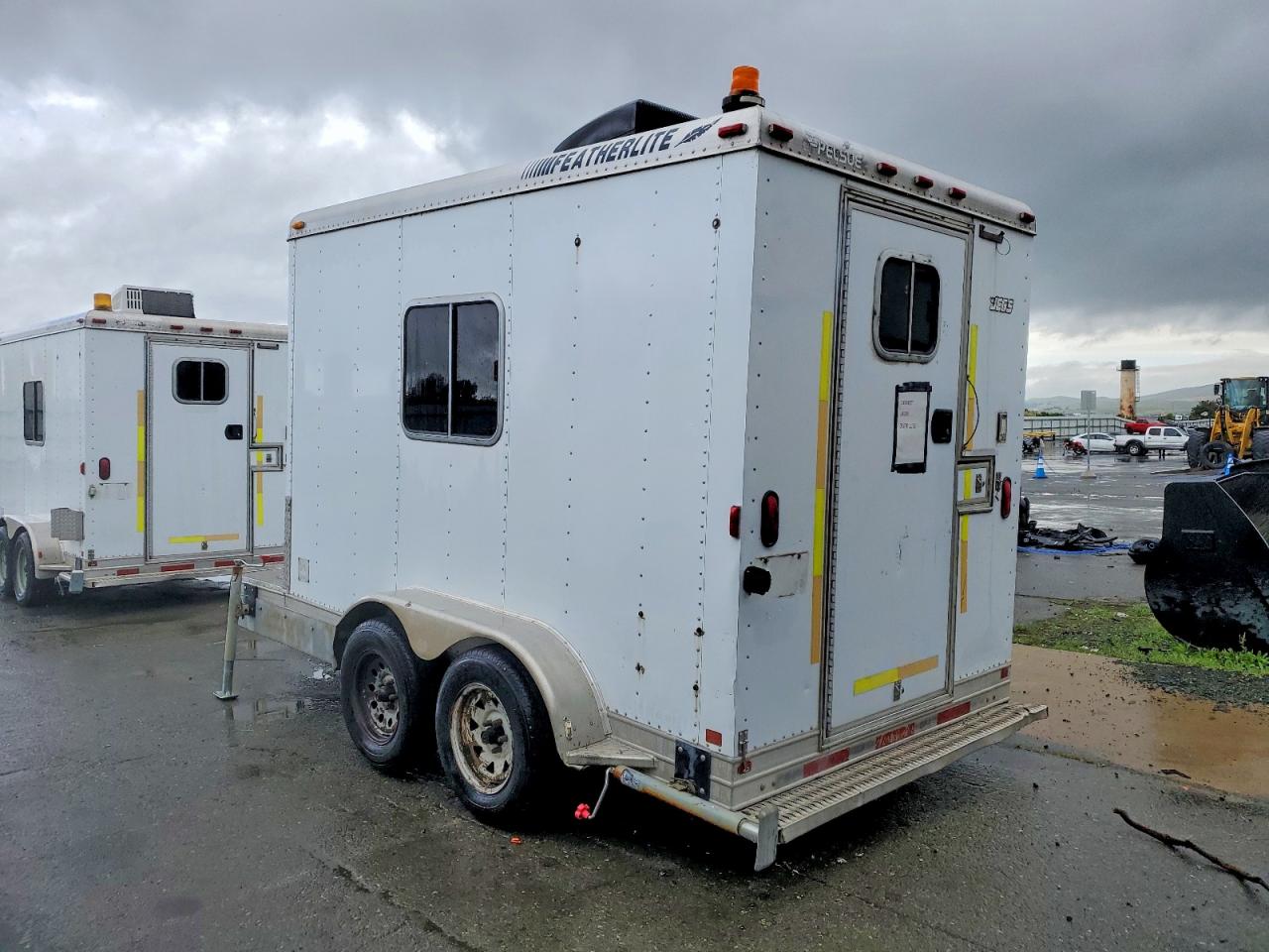 2000 FEATHERLITE Recreation VIN 4FGL01122YC032682 photo 3