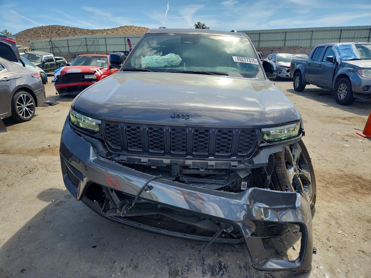 2024 Jeep Cherokee VIN 1C4RJHAG3RC104864 photo 5