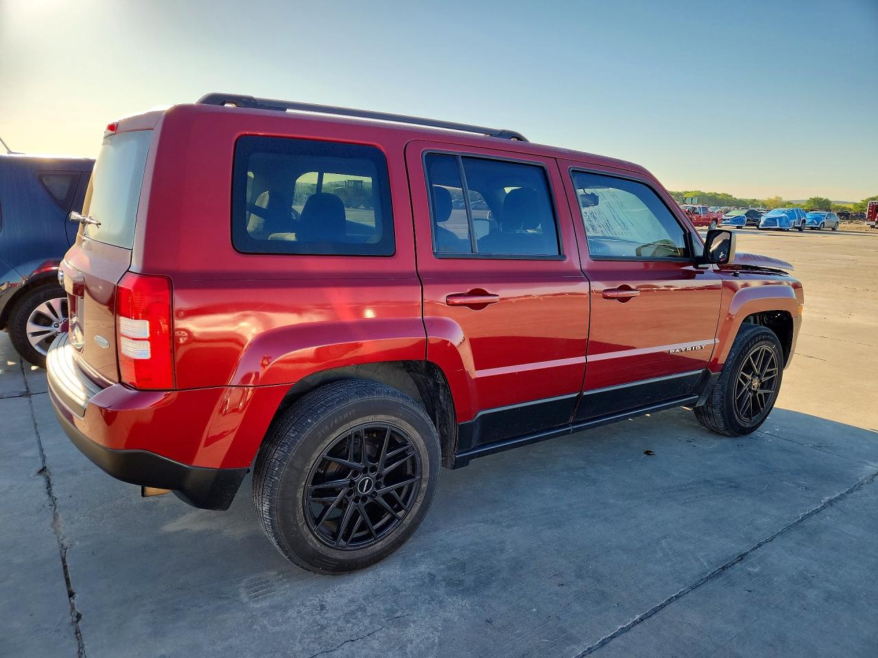 2014 Jeep Patriot VIN 1C4NJPFB0ED645249 photo 3