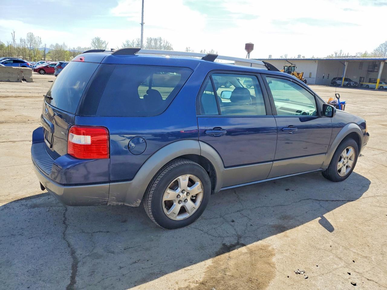 2007 Ford Freestyle VIN 1FMDK05157GA28225 photo 3