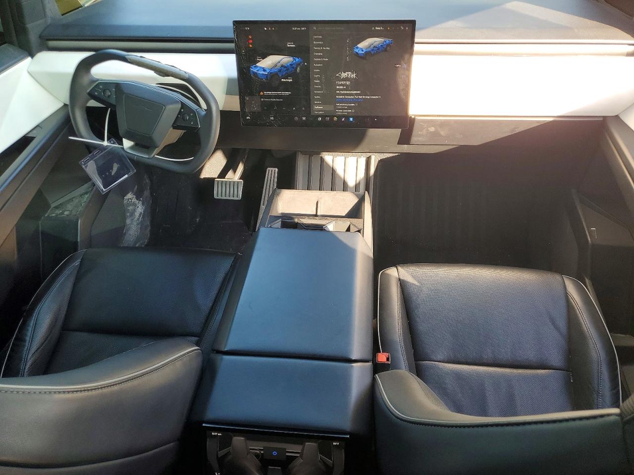 2024 Tesla Cybertruck VIN 7G2CEHED1RA005287 photo 8