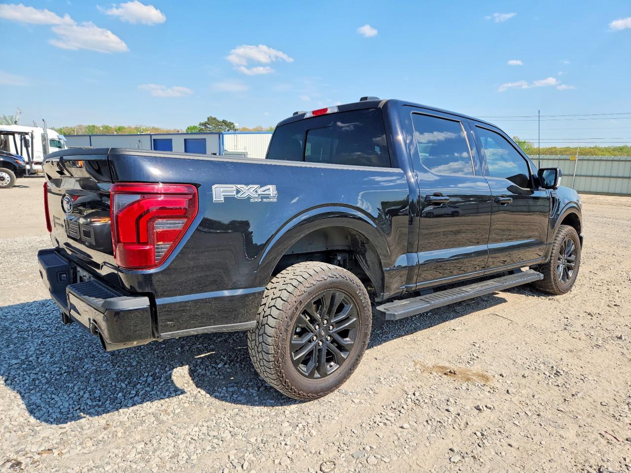 2024 Ford F150 VIN 1FTFW5L89RFA60036 photo 3
