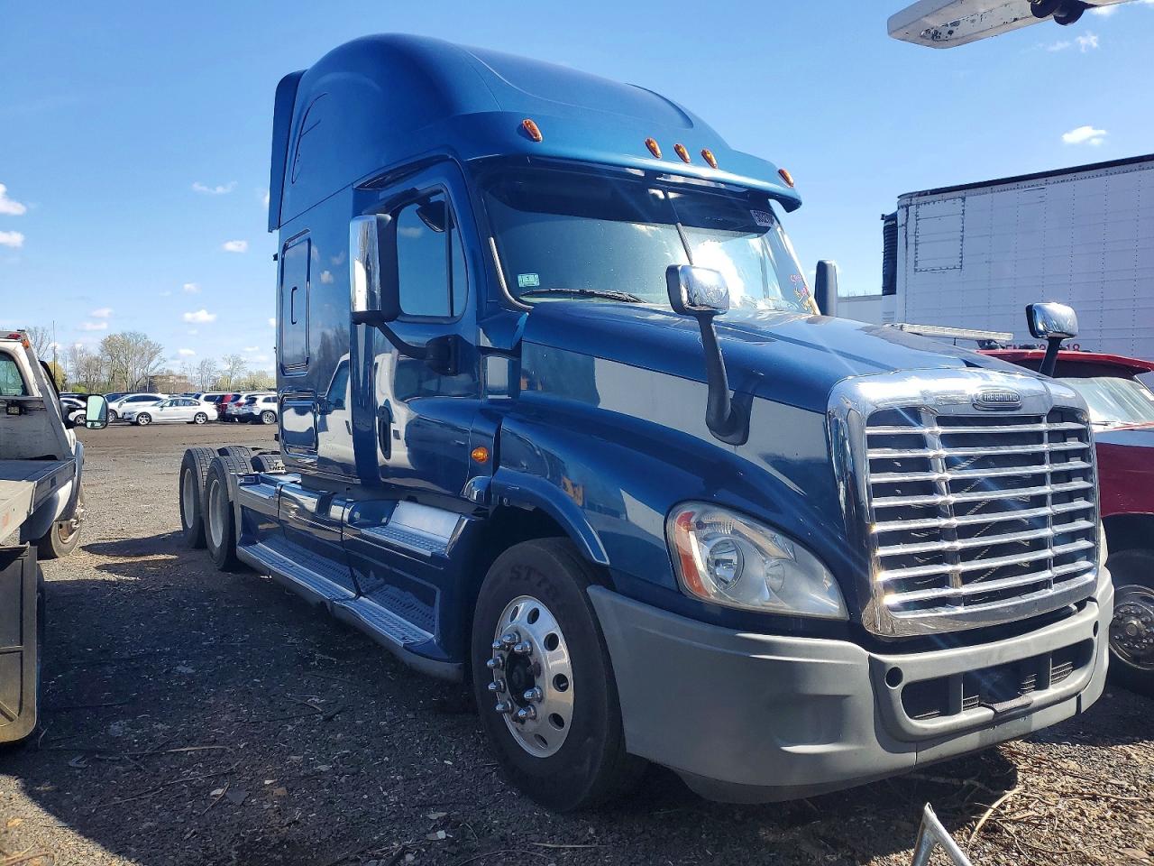 2015 FREIGLINER All other VIN 1FUJGLD69FLGL9562 photo 1