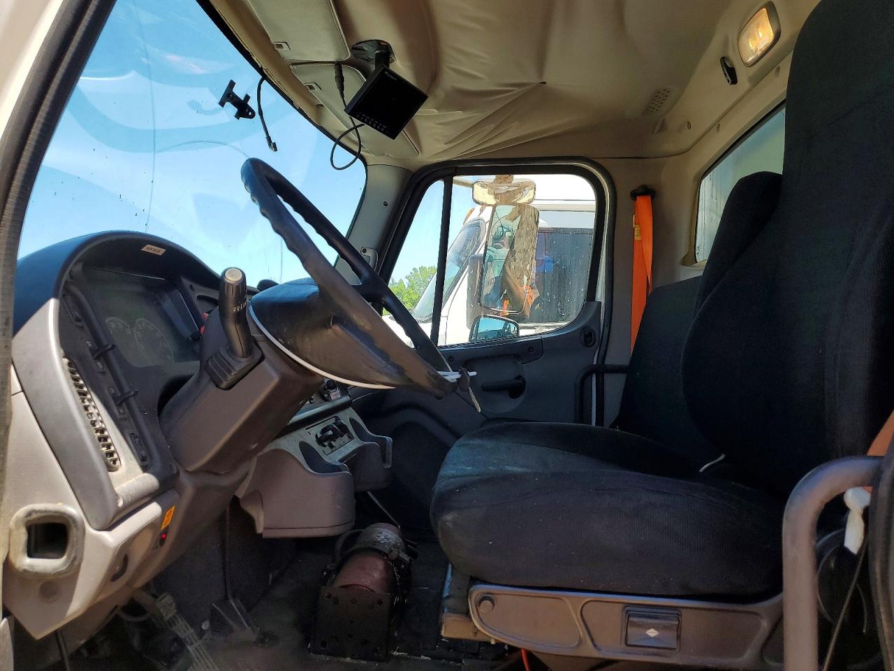 2017 FREIGHTLINER All other VIN 1FVACWDU5HHJB9820 photo 7