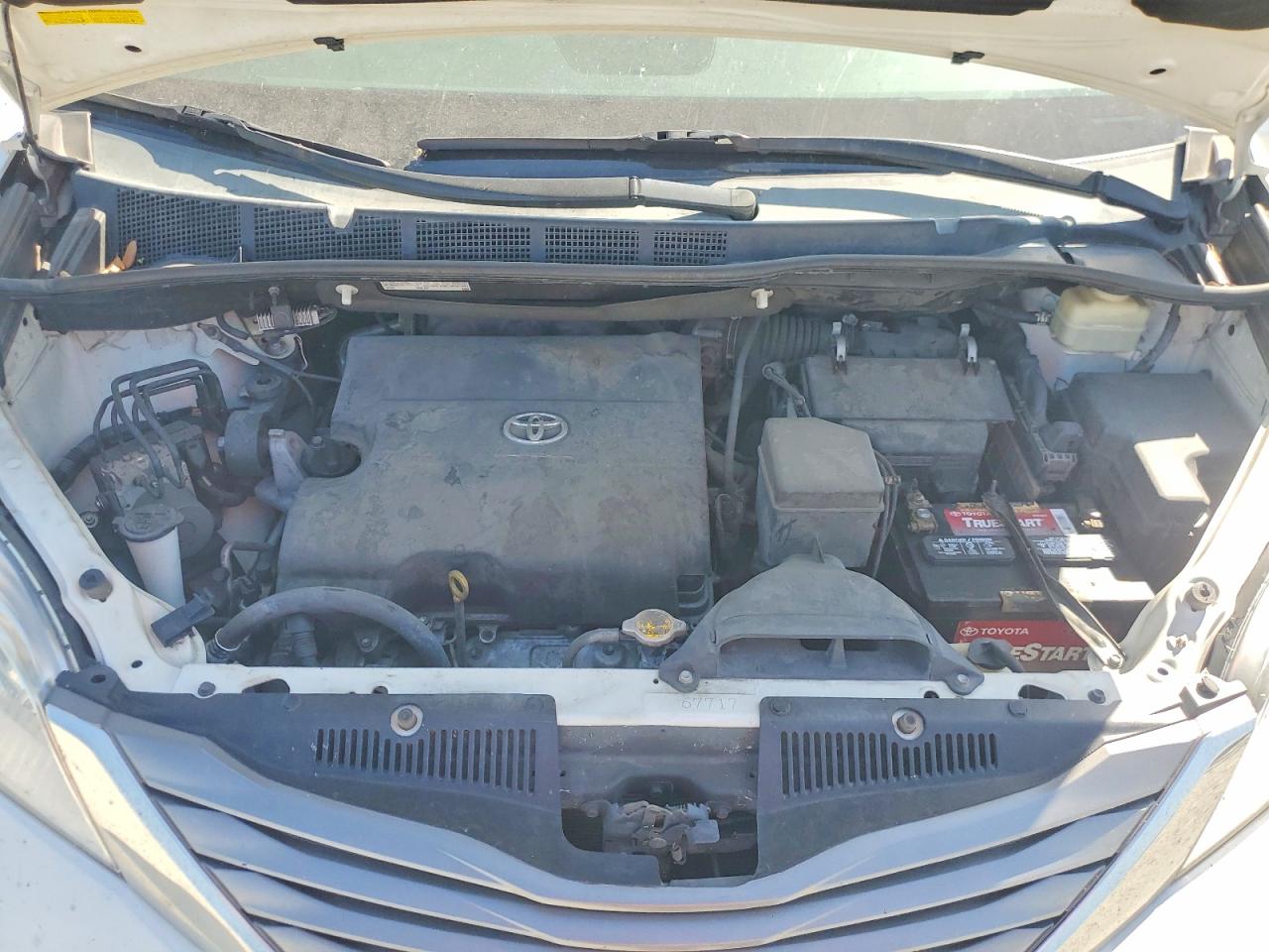2016 Toyota Sienna VIN 5TDYK3DC7GS722785 photo 12