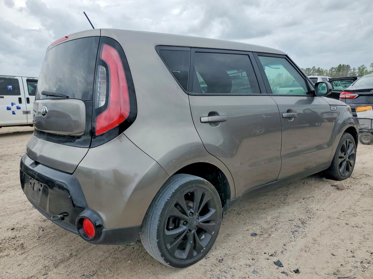 2016 Kia Soul VIN KNDJP3A56G7307203 photo 3
