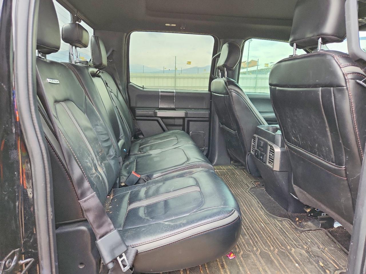 2018 Ford F150 VIN 1FTFW1E5XJFB43121 photo 10