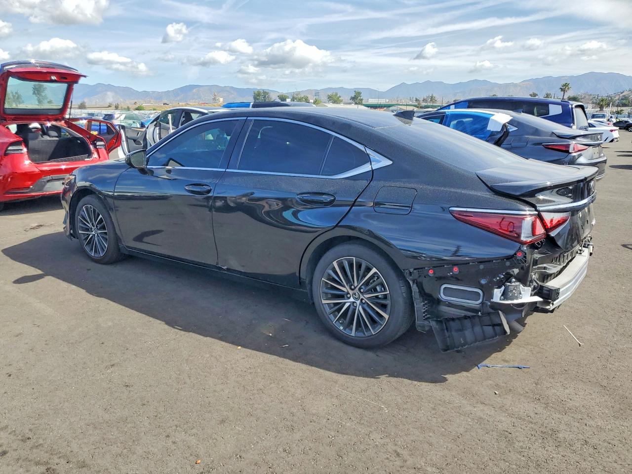 2025 Lexus Es300 VIN 58ADA1C17SU060625 photo 2