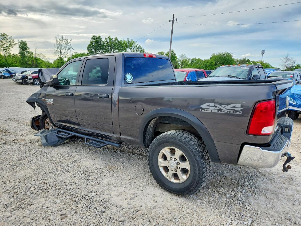 2017 Ram All models VIN 3C6UR5CJ9HG702437 photo 2