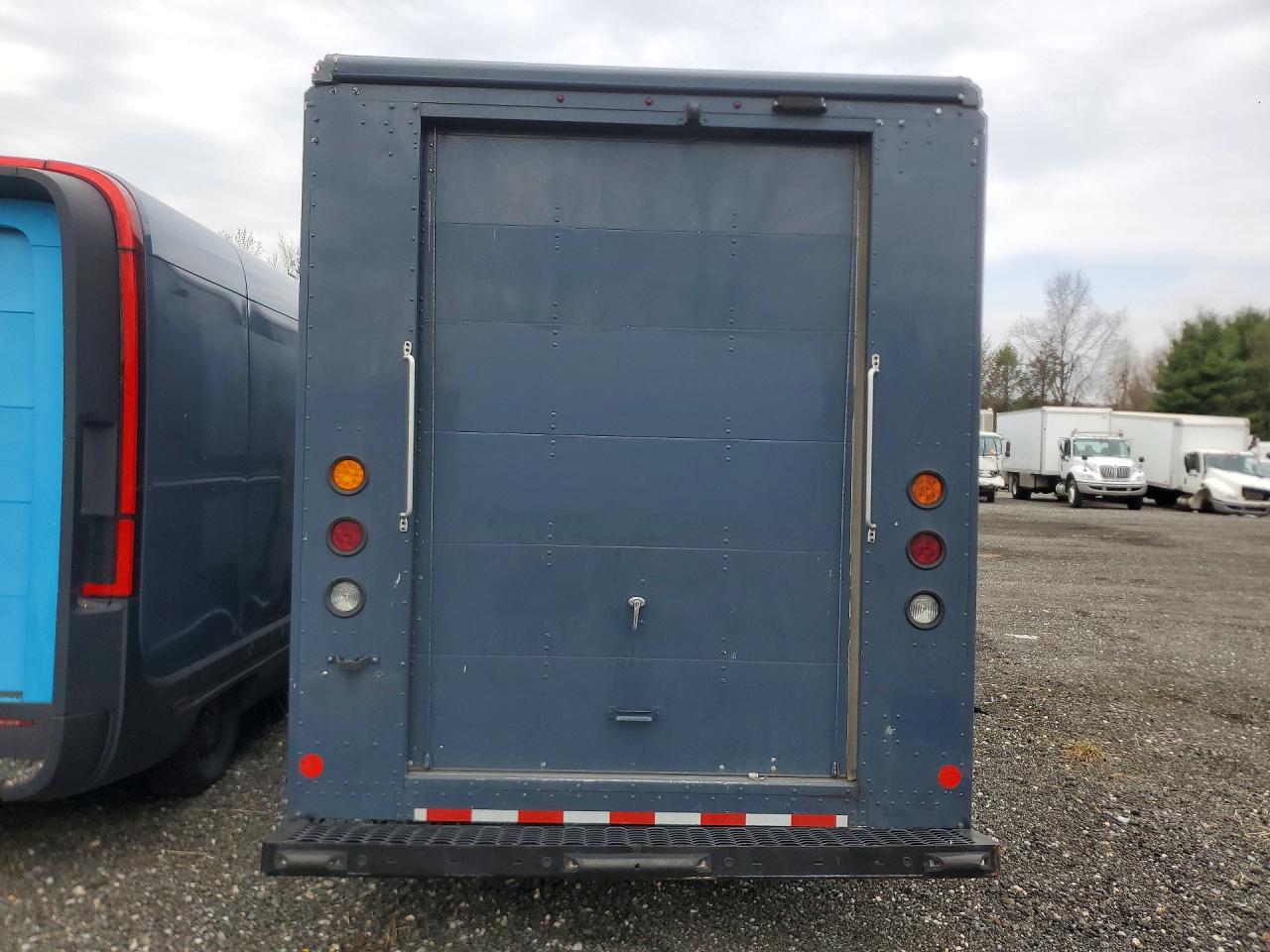 2021 FREIGHTLINER All other VIN 4UZAC2EA2MCMN0211 photo 6