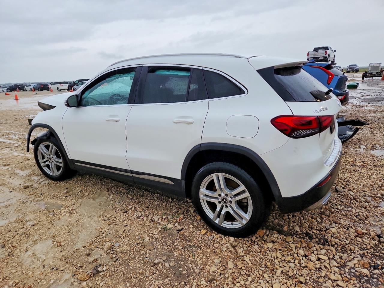 2021 Mercedes-Benz Gla-class VIN W1N4N4GB0MJ252714 photo 2