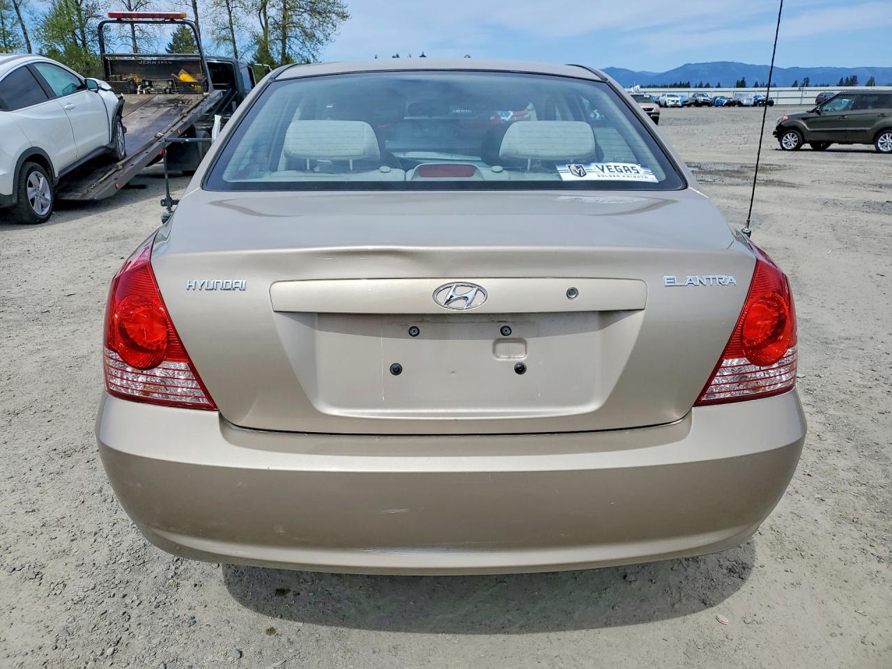 2006 HYUNDAI Elantra VIN KMHDN46D36U375110 photo 6