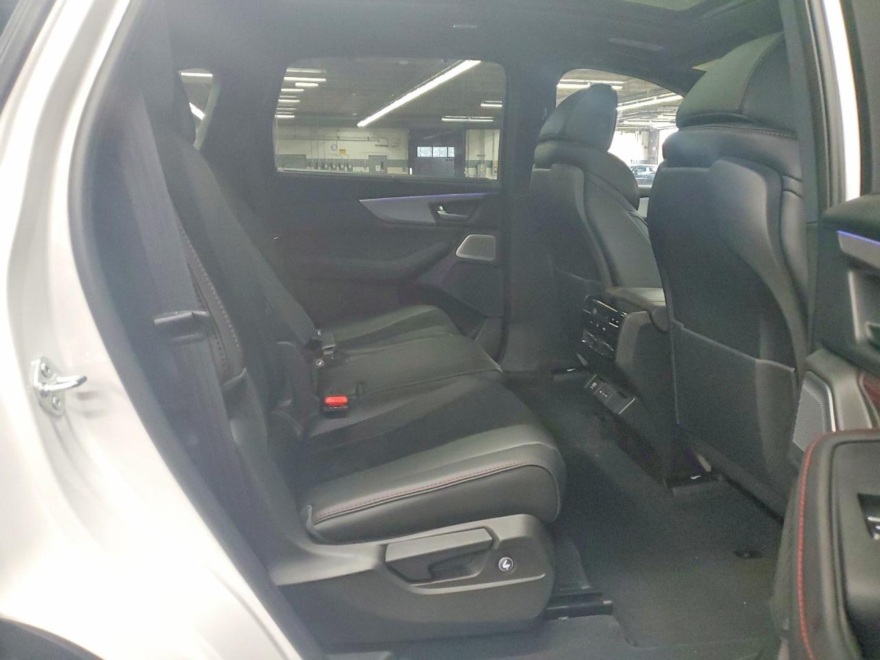2026 Acura Mdx VIN 5J8YE1H00TL005735 photo 10