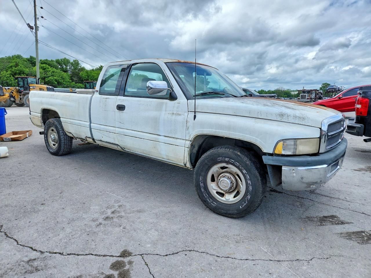 1996 Dodge Ram 2500 VIN 3B7KC23Z8TM144449 photo 4