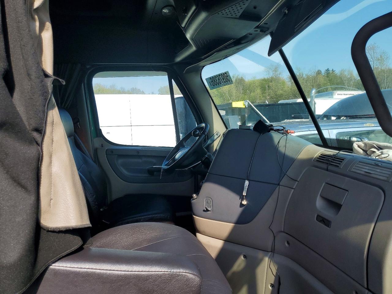 2016 FREIGHTLINER All other VIN 1FUJGLD57GLGS8813 photo 5