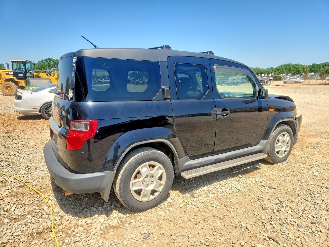 2011 Honda Element VIN 5J6YH1H34BL000644 photo 3