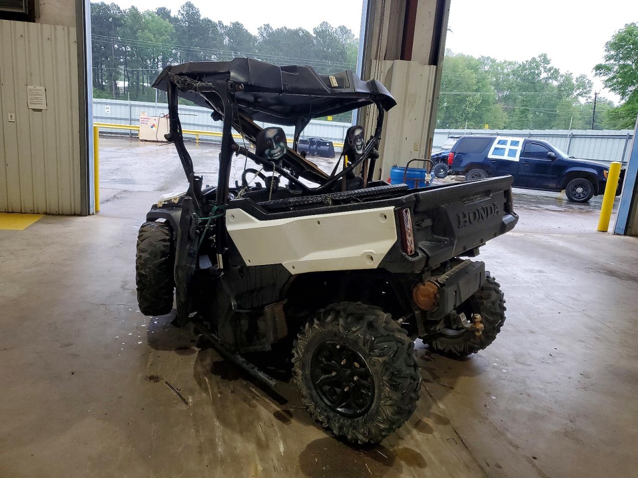 2016 Honda Sidebyside VIN 1HFVE04A2G4005588 photo 3