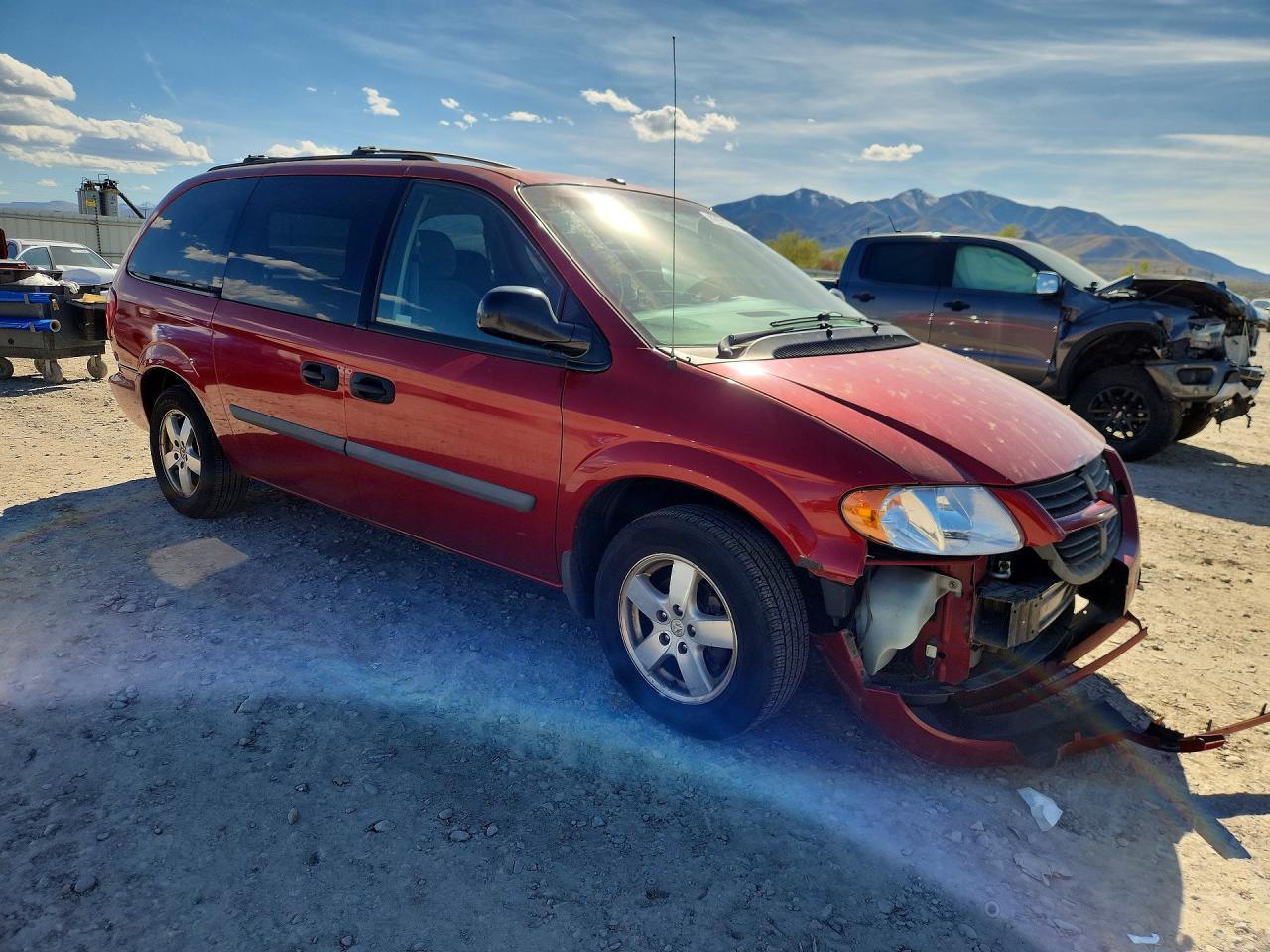 2007 DODGE Caravan VIN 1D4GP24R47B184536 photo 4