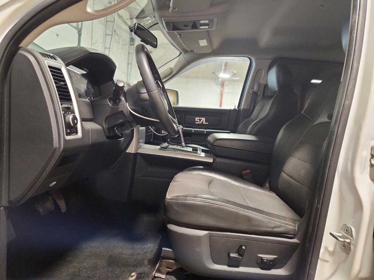 2010 Dodge Ram 1500 VIN 1D7RV1CT5AS182956 photo 7
