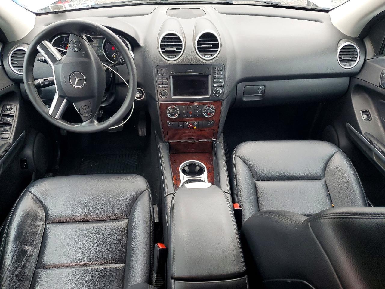 2010 Mercedes M-class VIN 4JGBB8GB5AA618088 photo 8