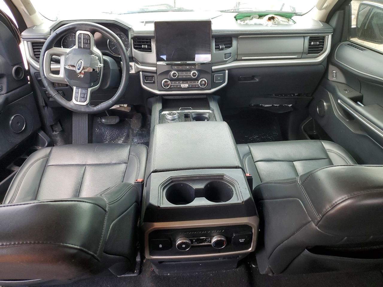 2024 Ford Expedition VIN 1FMJU1J8XREB06163 photo 8