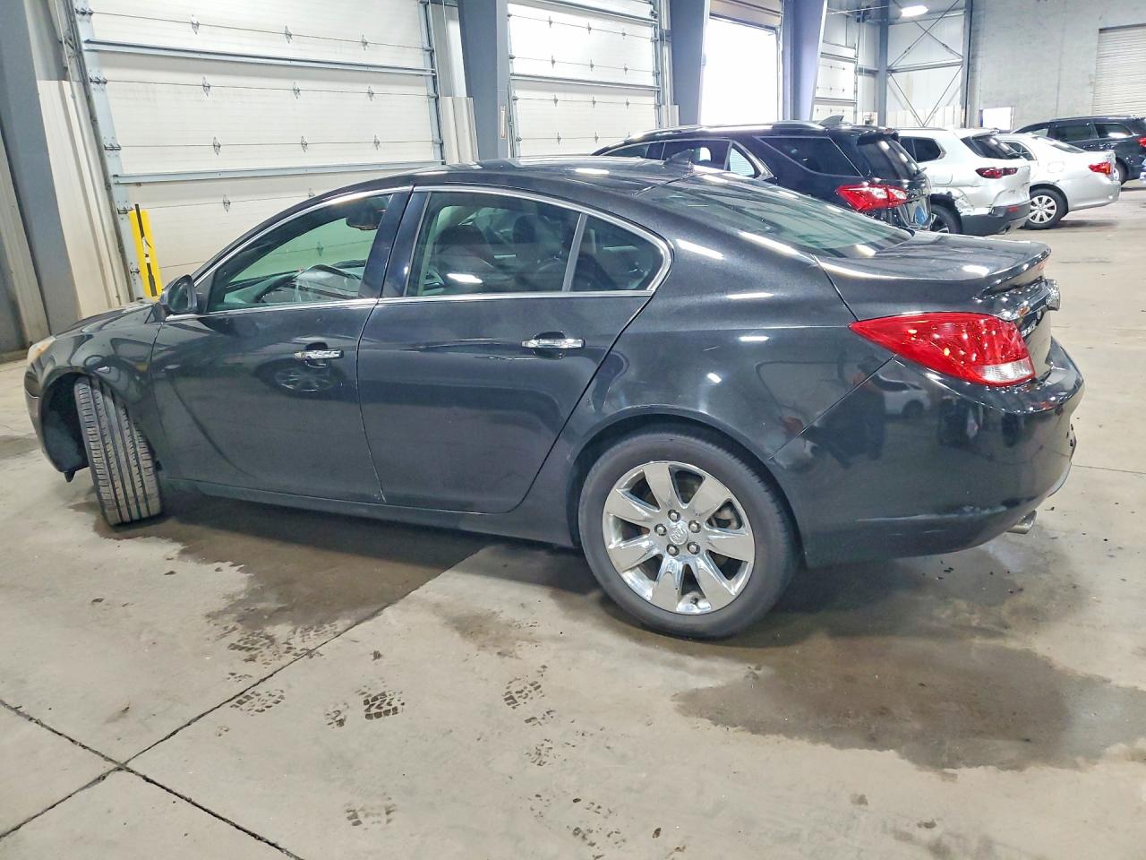 2013 Buick Regal VIN 2G4GT5GV7D9129560 photo 2
