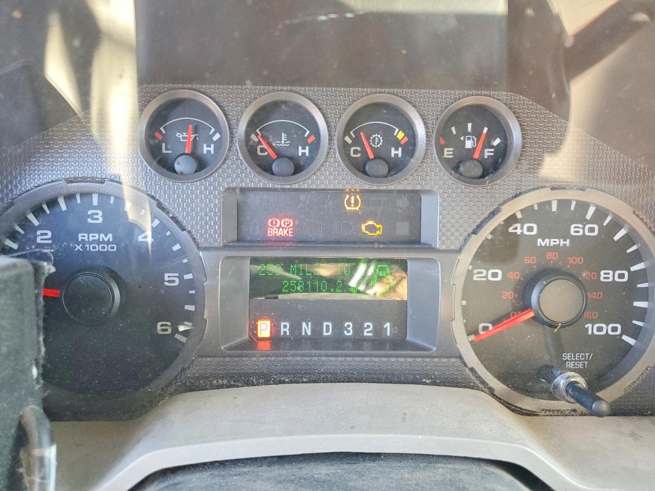 2010 Ford F250 super VIN 1FTSW2B57AEA23873 photo 9