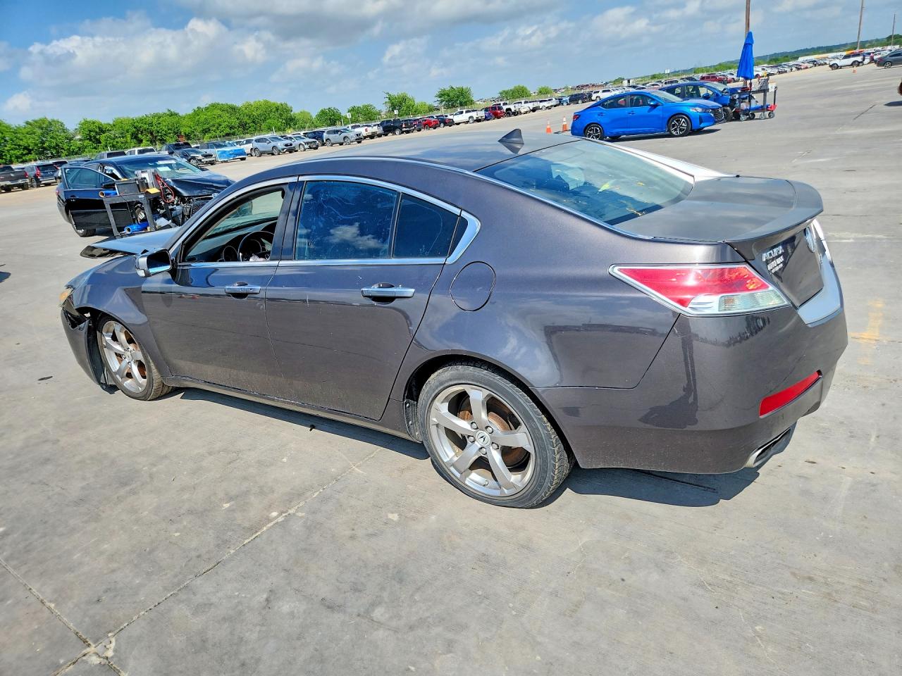 2010 Acura Tl VIN 19UUA9F52AA003906 photo 2